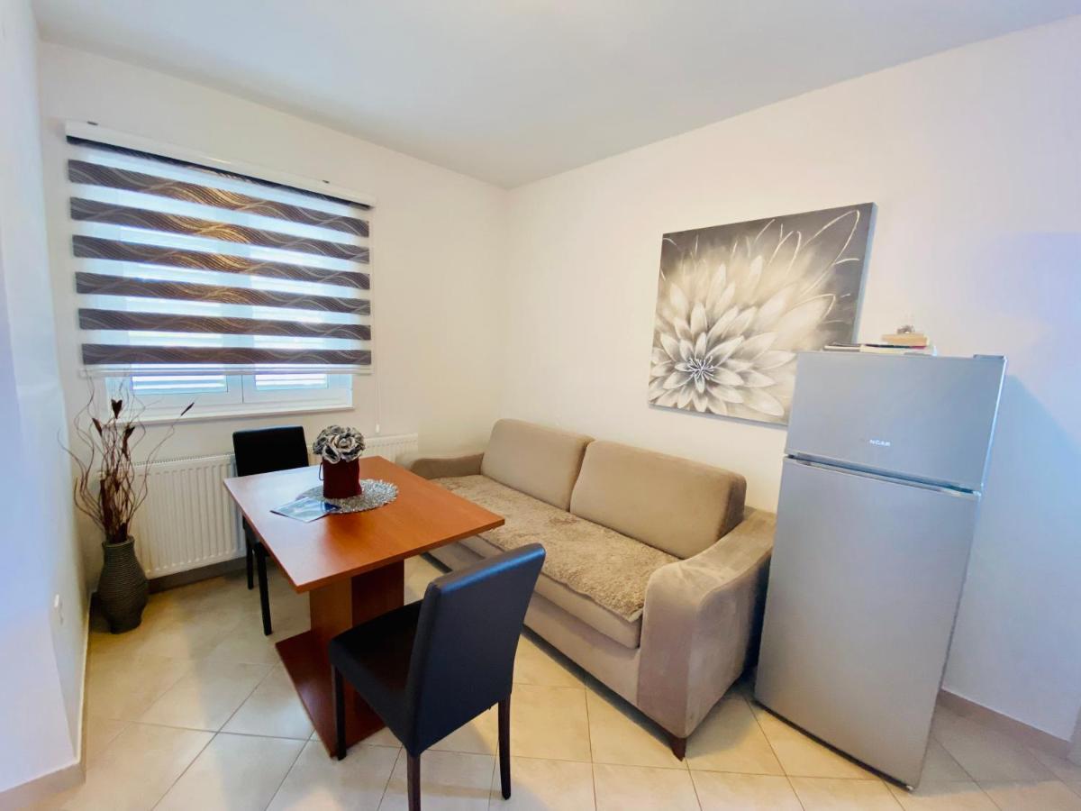 Guest House Ruza Sobra Exterior photo